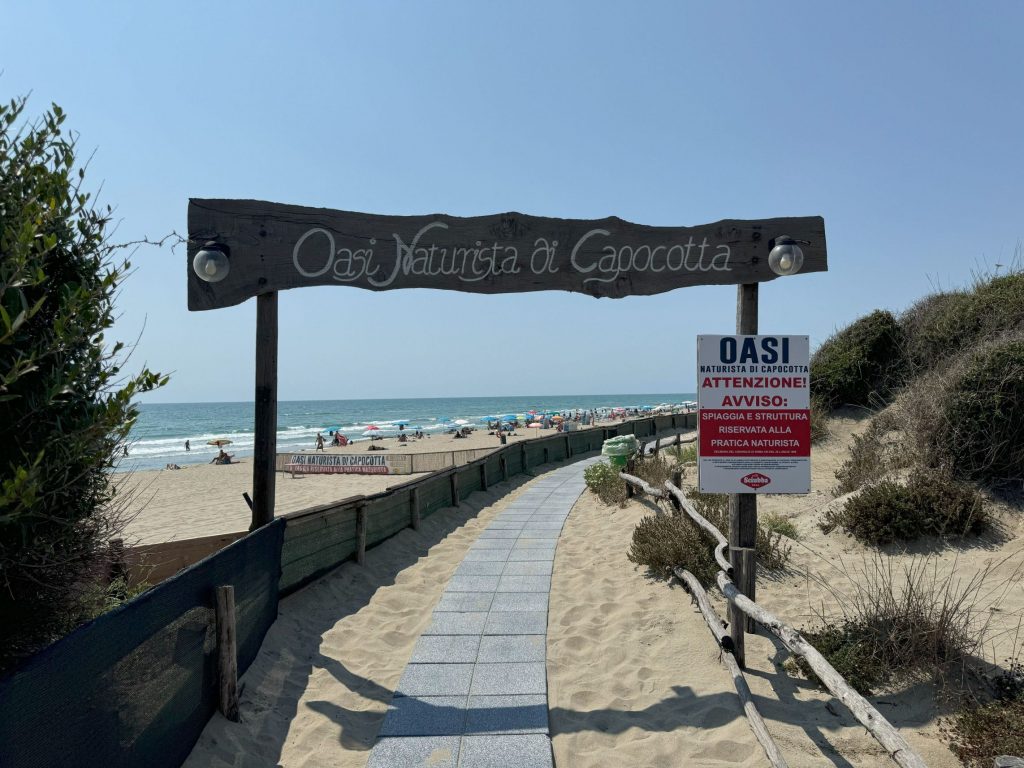 Oasi Naturista Di Capocotta Barefoot Holidays
