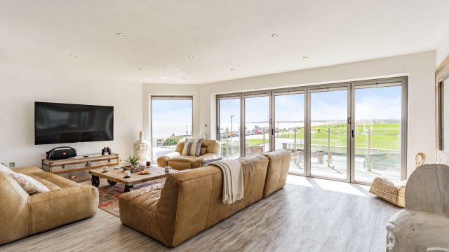 dunes cottage blyth lounge layout and view of seaside