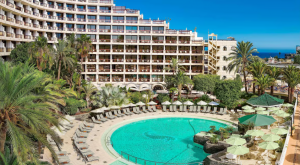 Seaside Sandy Beach Hotel